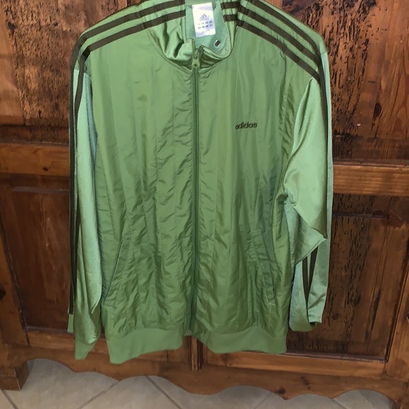 Used twice Adidas size large fits more like xl - Picture 2 of 4